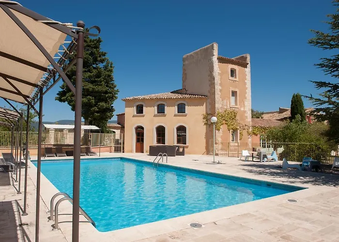 Hotel Mas De La Tour à Gargas 