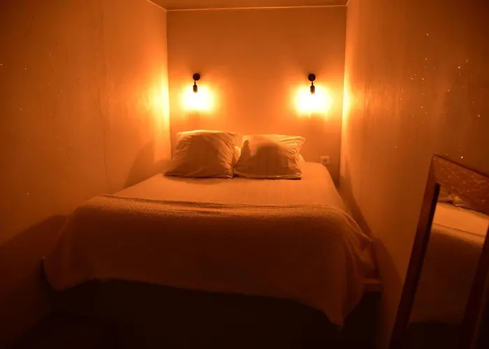 La Ptite Adresse Love Room 150 M2 Piscine Interieure Chauffe Privee & Spa Privee Parking Gratuit Carpentras