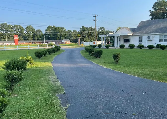 Kenwood Court Motel Wilson