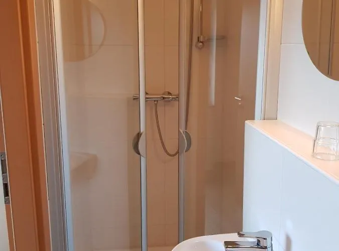 Hotel Ferienzimmer Seeluft Altharlingersiel Neuharlingersiel