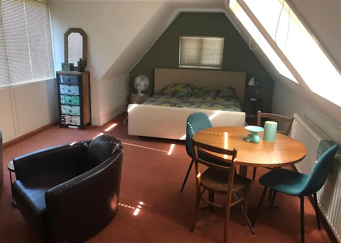 B&B Aan De Hoofdkade