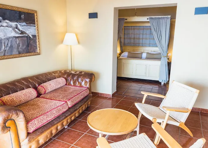 Hotel Carabeo Nerja