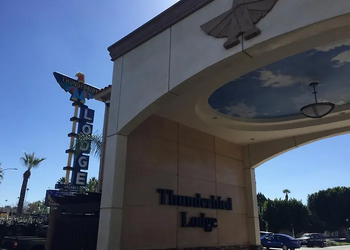 Thunderbird Lodge Riverside