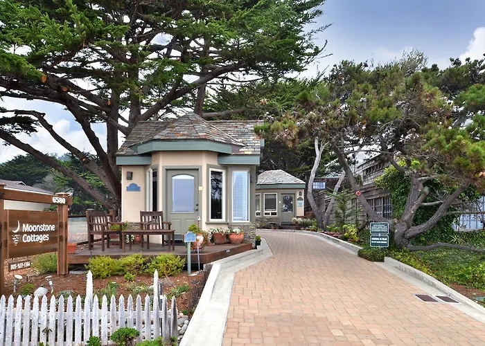 Moonstone Cottages Cambria
