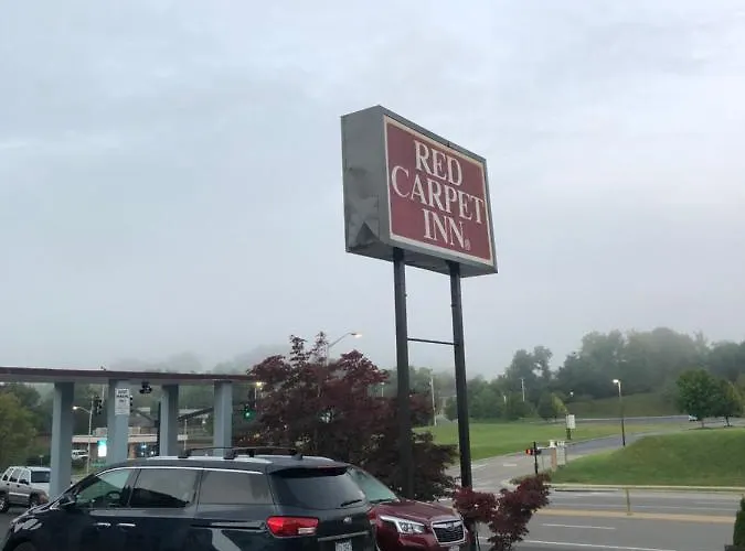 Red Carpet Inn - Blacksburg