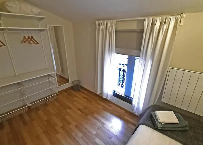 Villa L'Astrolabi -Centre Ripoll-