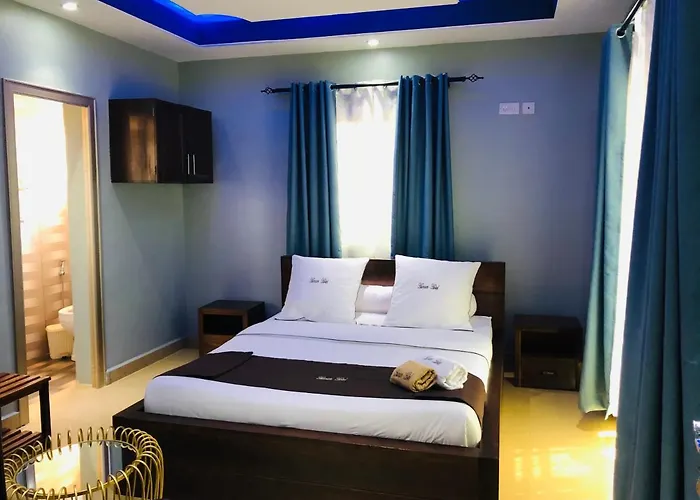 Human Hotel Ivato