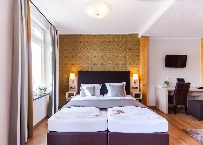 Mayer's Weinhotel Zell