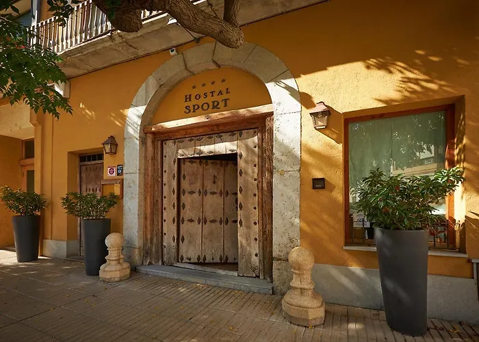 Hotel-Hostal Sport Falset