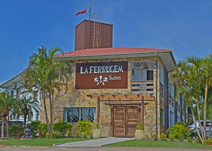 La Ferrugem Suites - 100 Mts Da Praia Garopaba