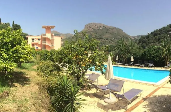 Residence Villa Mare Taormina Letojanni