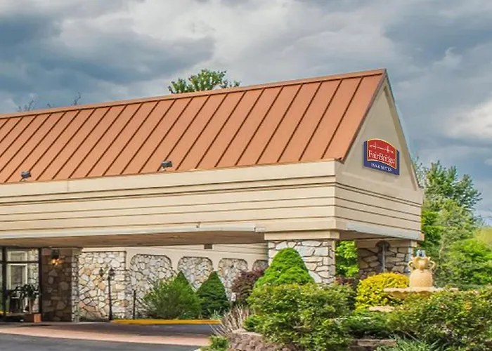 Fairbridge Inn & Suites Poconos