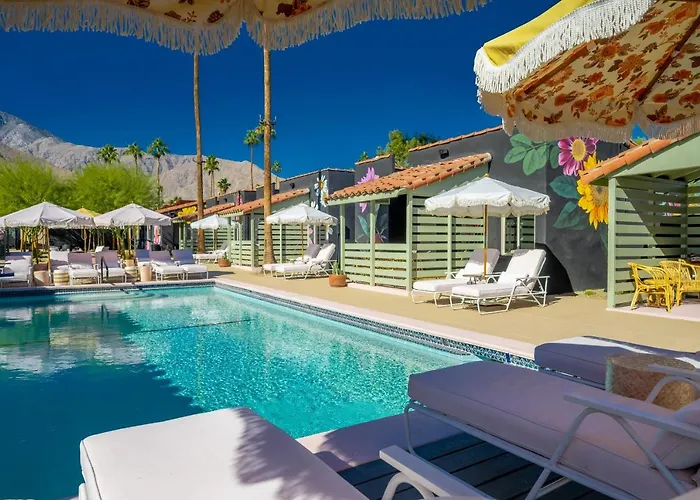 Fleur Noire Hotel Palm Springs