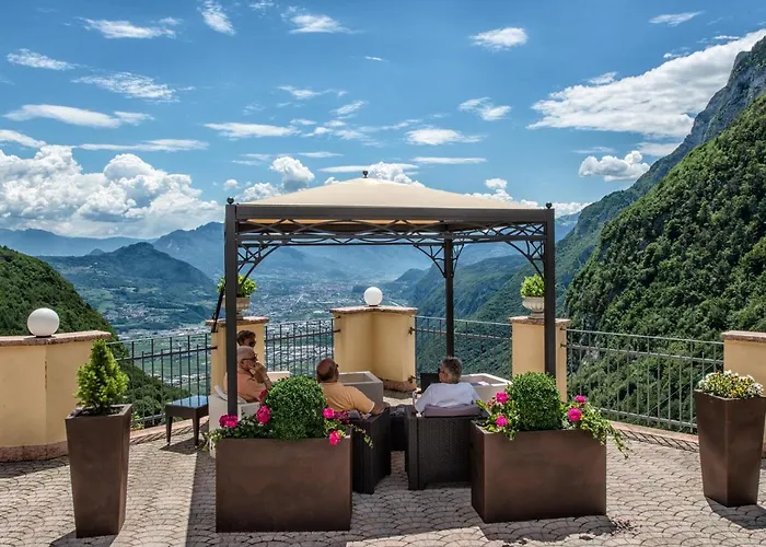 Albergo Miravalle Fai Della Paganella