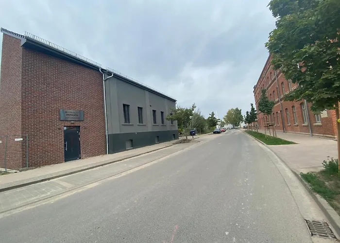 PRIMA Inn Unterkunft direkt über der Bar am Minimax Neuruppin