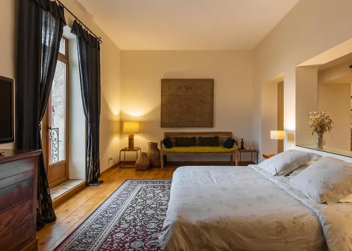 Hotel Waya A Domaine Saint Domingue Narbona