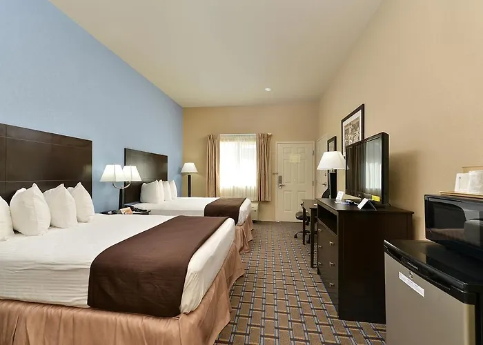 Quality Inn & Suites Carrizo Springs North