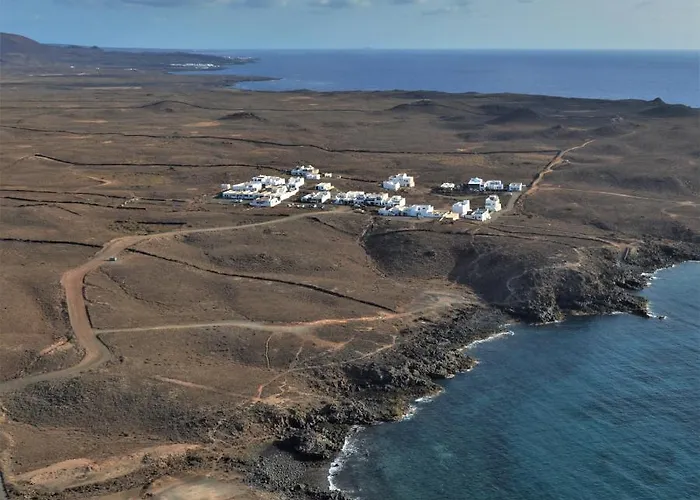 ANCONES LEJANOS GuestHouse Costa Teguise