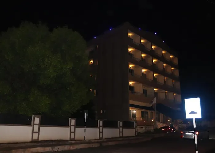 Maple Leaf Korean Hotel Achimota