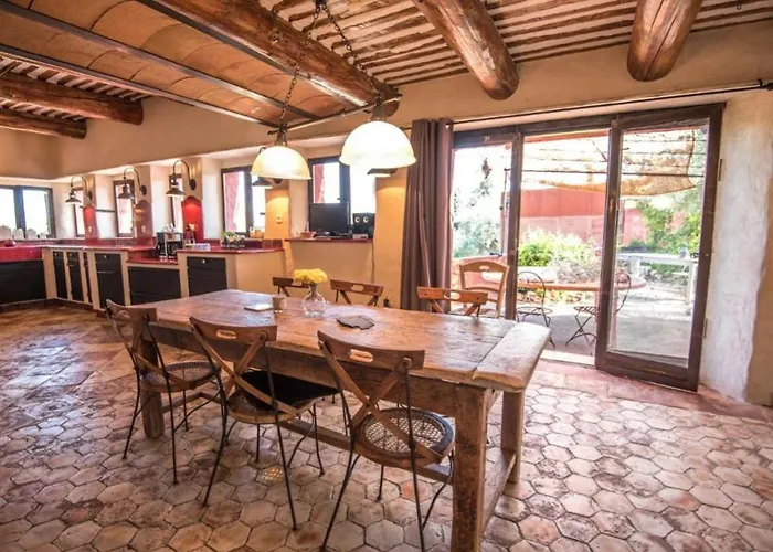 La Medievale Du Luberon Roussillon en Isere