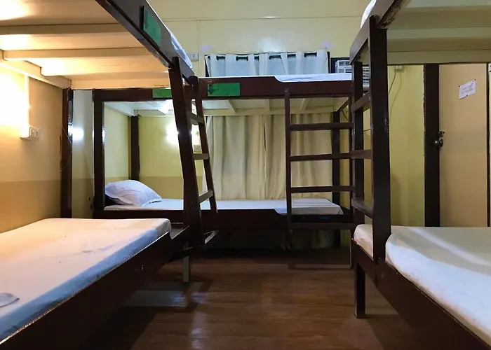Austria'S Guest House El Nido