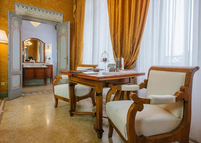 Relais&Chateaux Villa Crespi Orta San Giulio