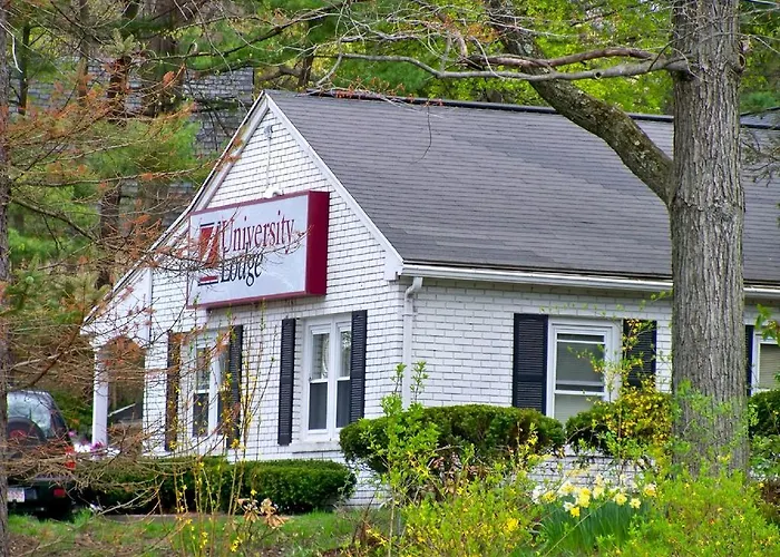 University Lodge Amherst