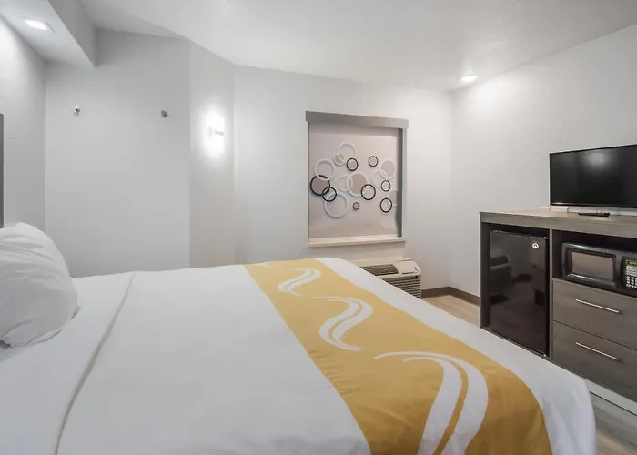 Quality Inn & Suites Richardson-Dallas