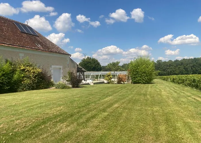 Les Pierres D'aurèle Chambres d'Hôtes Saint-Georges-sur-Cher