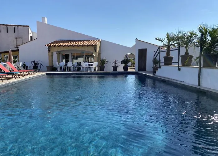 Hôtel du Pont Blanc Les Les Saintes-Maries-de-la-Mer