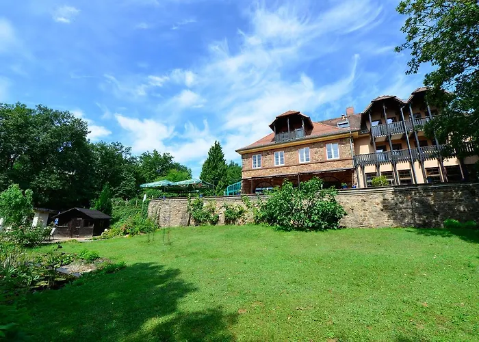 Hotel Neugebauer Am Rheinsteig