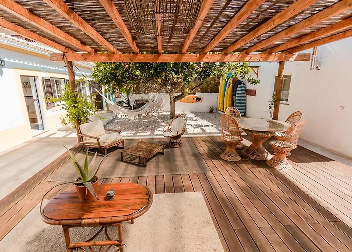 Lemontree Eco Surfhouse Hotel Sagres