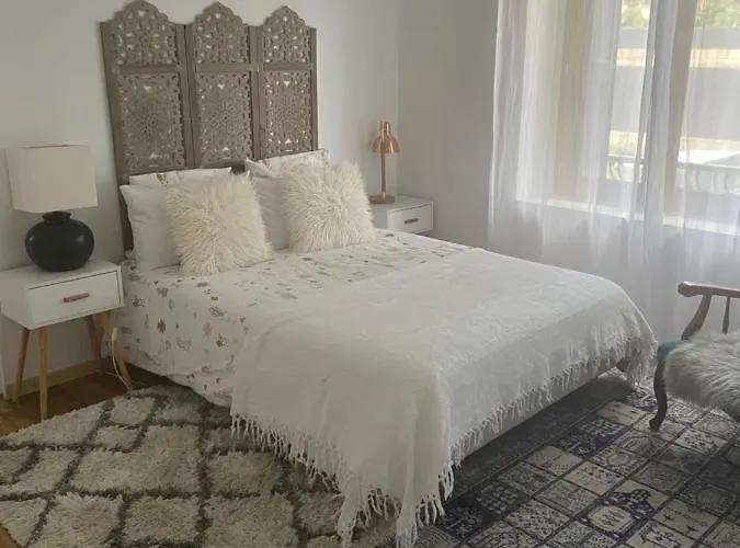 Bed and Breakfast Chez Souka Carcasona