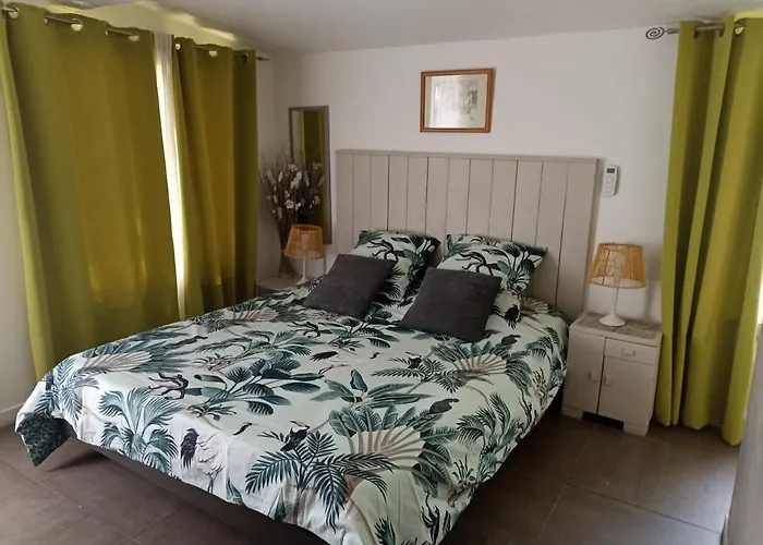 Chambre D'Hote - Mas Le Barret Arlés