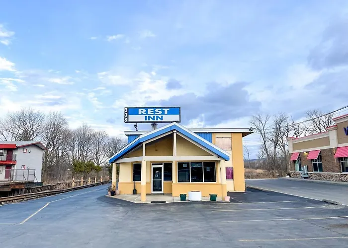 Rest Inn Utica
