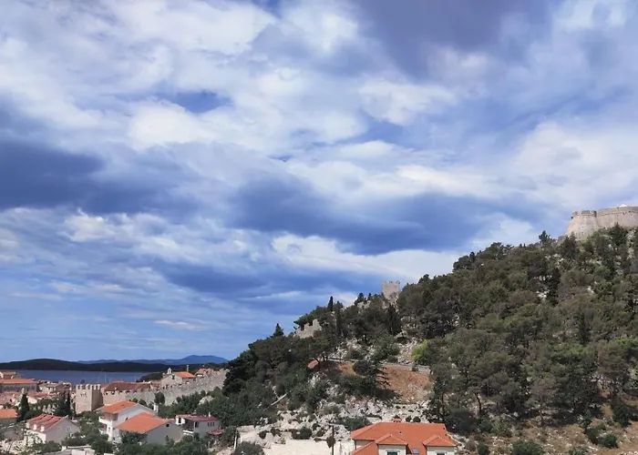 Guest House Vuljan Hvar Town