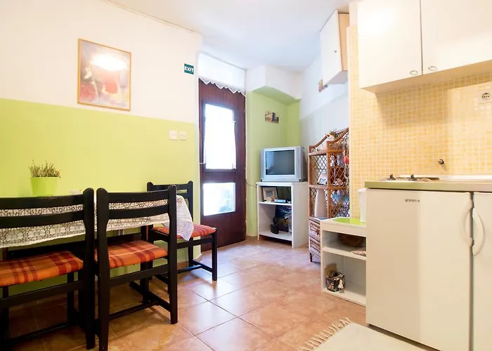 Split Accommodation