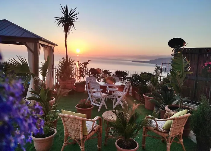 B&B Roomantic & Piscina Idromassaggio Cefalù