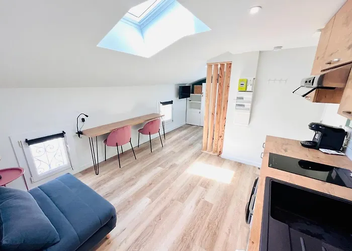 LE QUAI 6 - Studio neuf CALME LUMINEUX - CLIM - WiFi - Gare à 200m Agen