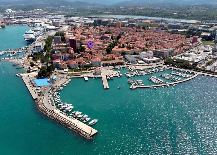 Hotel Santoria Casa Capodistria