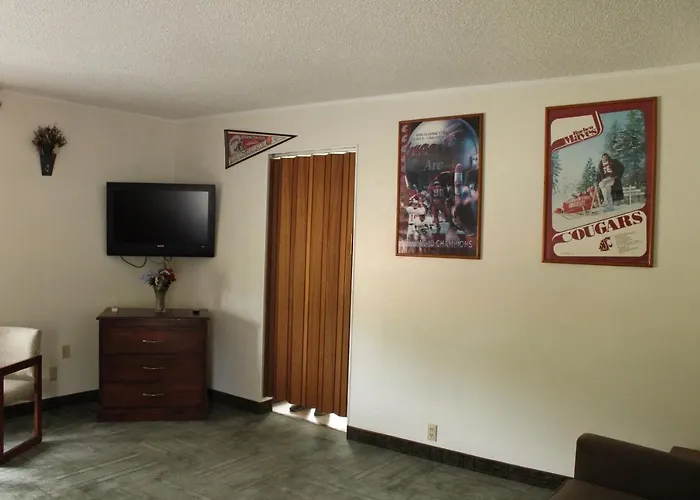 American Travel Inn Pullman