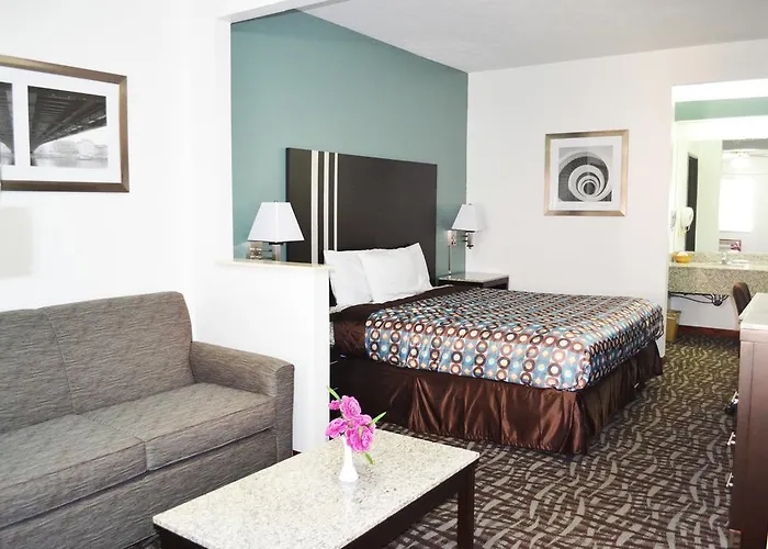 Relax Inn Motel And Suites Omaha