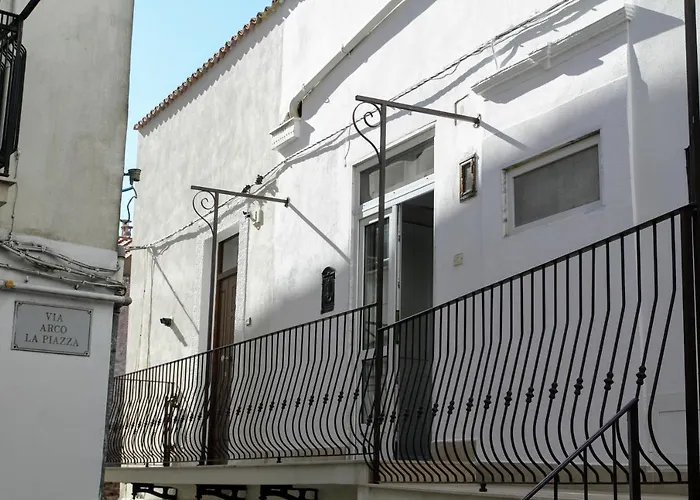 Rooms Dimora Arco - Affitti Brevi Italia Monte SantʼAngelo