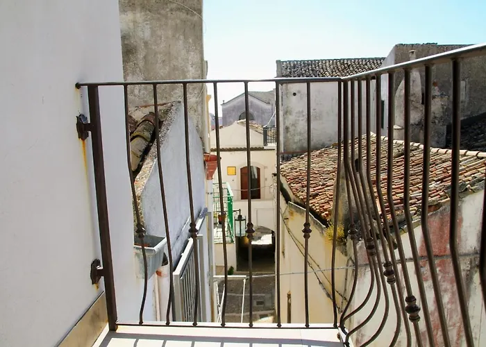 Rooms Dimora Arco - Affitti Brevi Italia Monte SantʼAngelo