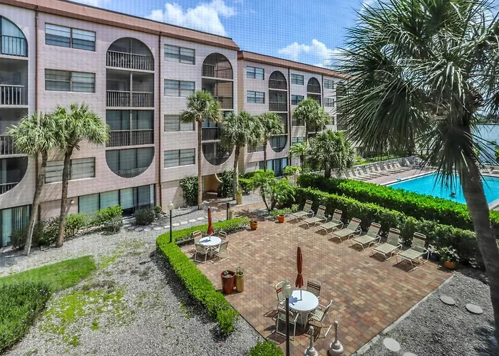 Anglers Cove Oasis Apartment Marco Island