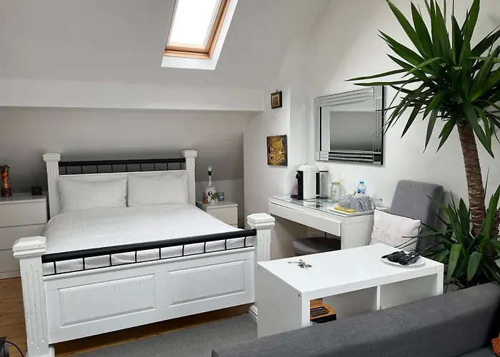 Sabrinas Studio Bb&B Bristol