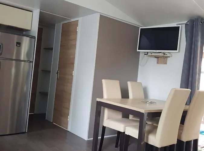 Mobil home 8 personnes village vacance SIBLU 4* Saint-Brévin-les-Pins