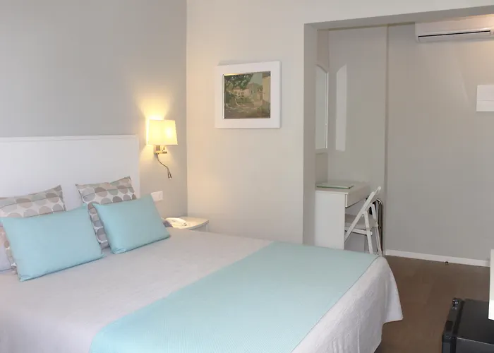 Hotels in Peguera