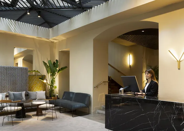 Icon Embassy Hotel Madri