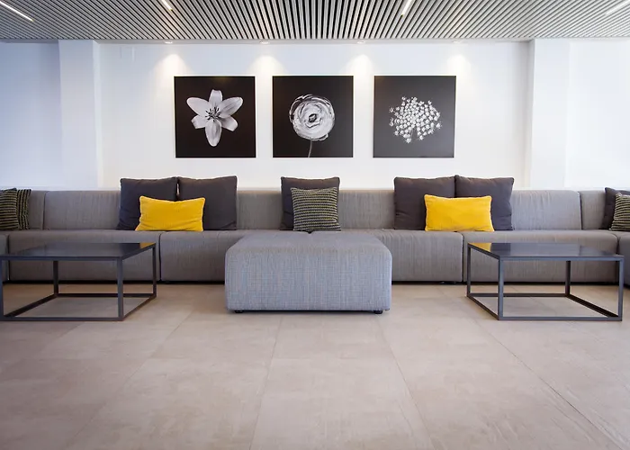 Atenea Park Suites & Apartments Vilanova i la Geltrú
